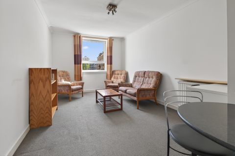 Causewayside, Edinburgh EH9