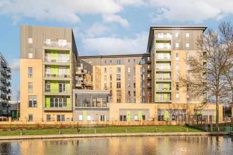 Lakeside Drive, London NW10