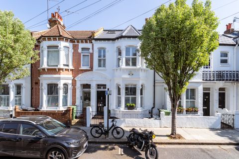 Gironde Road, London SW6