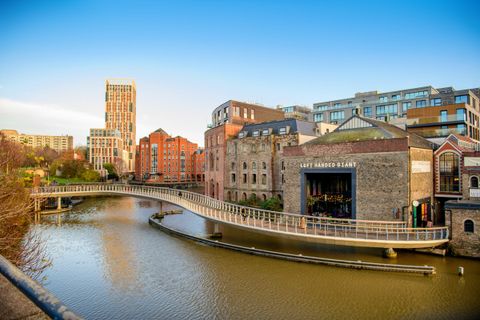 Apartment in Bristol, Broadmead - View 2