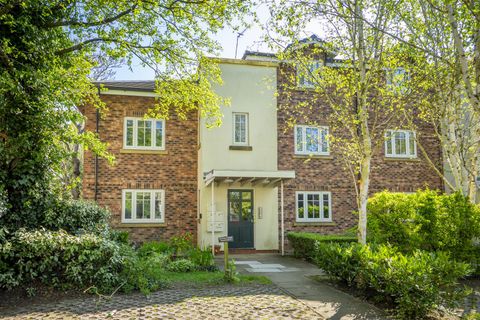 Beverley House, Main Street, Fulford, York YO10