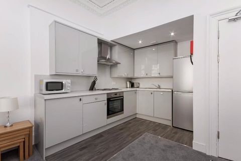 Dalkeith Road, Edinburgh EH16