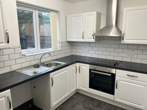 Apartment in Birmingham, West Midlands - More