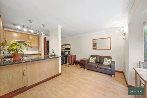 Harp Island Close, London NW10