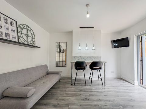 Sunrise Grove, Brislington, Bristol BS4