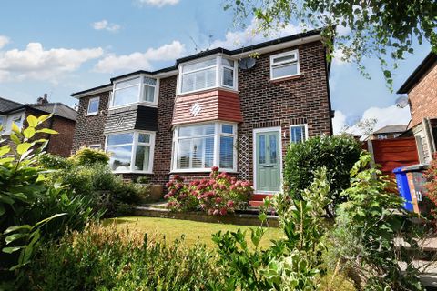 Hallwood Avenue, Salford M6 - View 2