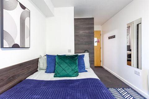 Apartment in Liverpool, Knowledge Quarter, Edge Hill - View 2