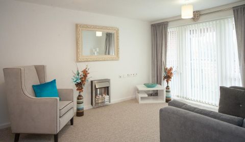 Spath Lane, Handforth, Wilmslow SK9, 2 bed flat for sale, £77,000 - Zoopla