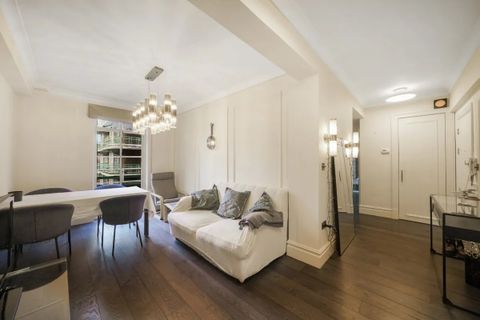 Dorset House, Gloucester Place, Baker Street NW1