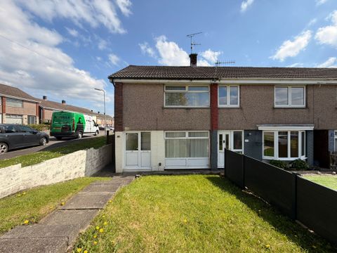Glyncollen Crescent, Swansea SA6