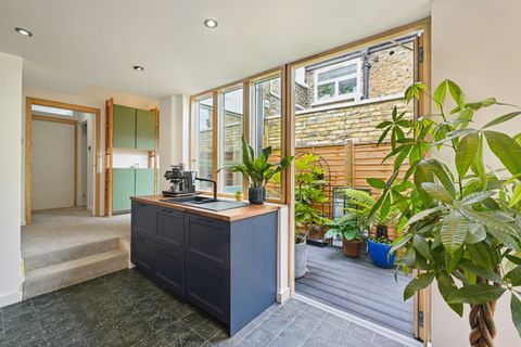 Stanbury Road, London SE15