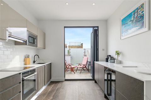 Nansen Road SW11