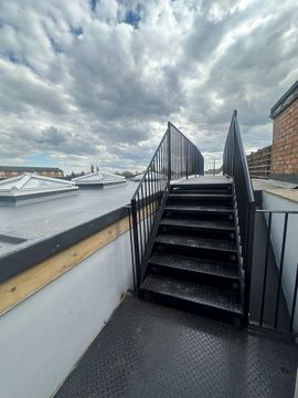 High Road, Chadwell Heath RM6