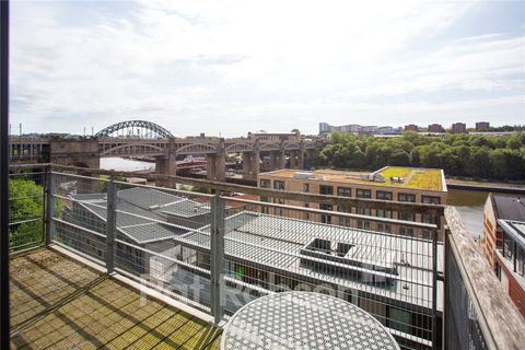Clavering Place, Newcastle Upon Tyne, Tyne And Wear NE1