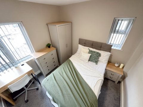 Apartment in Liverpool, Kensington Fields, Edge Hill - View 2