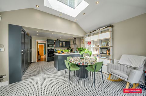 Anderson Close, London N21