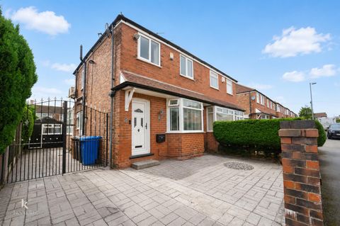 24, Warwick Avenue, Worsley, Salford M27