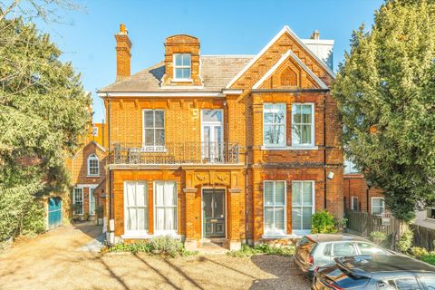 West Hill, Putney SW15