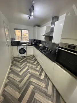 House in Birmingham, Stechford, West Midlands - View 5