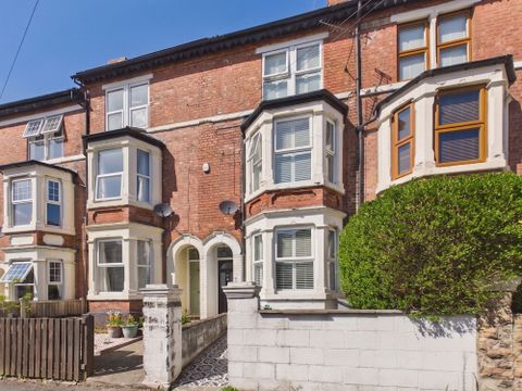 Waldeck Road, Carrington, Nottingham NG5