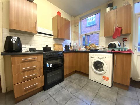 Apartment in Leicester, West End - More