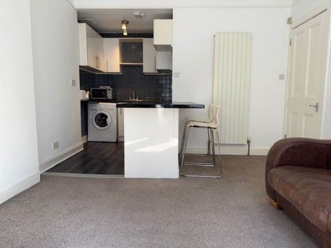 Lyne Street, Edinburgh EH7