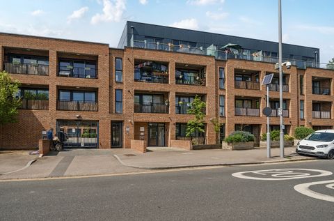 Shernhall Street, London E17