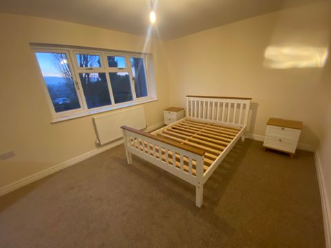 A Bushbury Road, Wolverhampton WV10, Room to rent