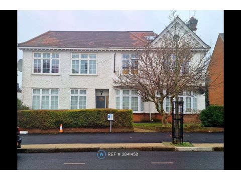 Station Road, Hendon NW4