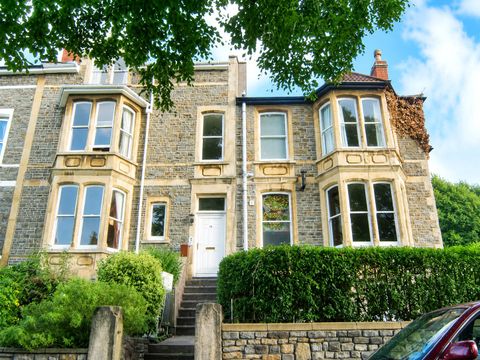 Ravenswood Road, Cotham, Bristol BS6