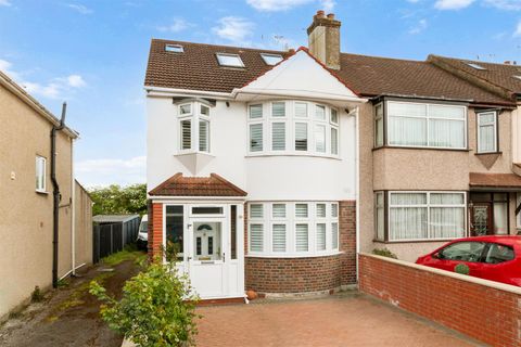 Hillfield Avenue, Morden SM4