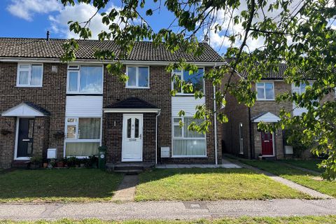 Towers Road, Upper Beeding, West Sussex BN44, bed end terrace