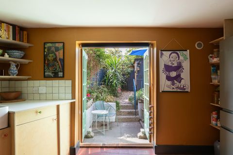 Apartment in London, Myatt's Fields, Loughborough Junction - View 2