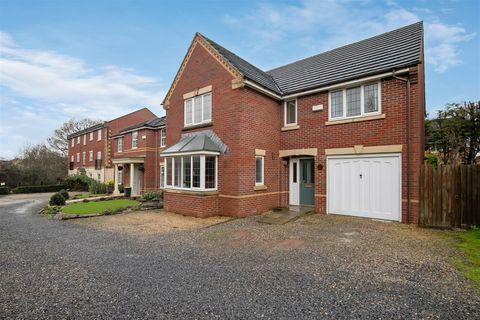 Champs Sur Marne, Bradley Stoke, Bristol BS32