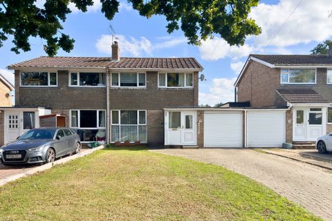Darby Green Lane, Camberley GU17, 3 bed semi-detached house for sale, £ ...
