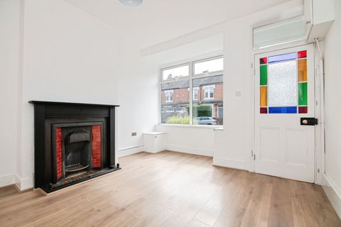 House in Smethwick, Bearwood - More