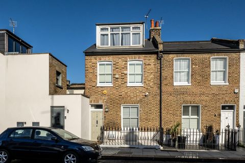 Snarsgate Street, London W10