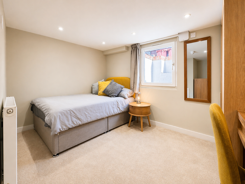 St. John's Street, Reading RG1, Room to rent