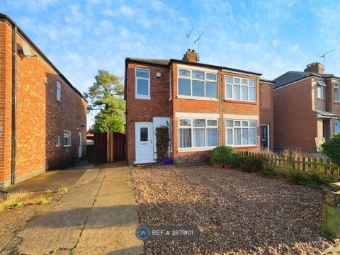 Lilac Avenue, York YO10