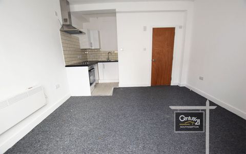 |Ref: R169518|, Rockstone Lane, Southampton SO14 - More