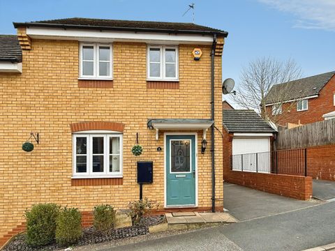 Ampleforth Lane, Hamilton, Leicester LE5
