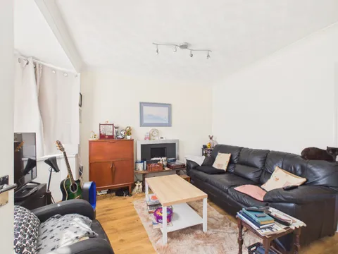 House in Hull HU8 - View 5