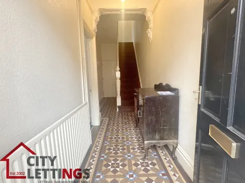 House in Nottingham, Hyson Green - View 5