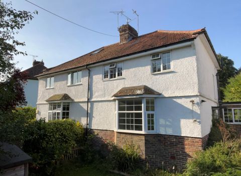 Highland Croft, Steyning, West Sussex BN44, bed semi-detached