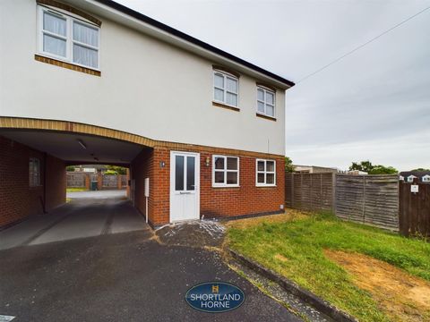 Parkland Close, Holbrooks, Coventry CV6