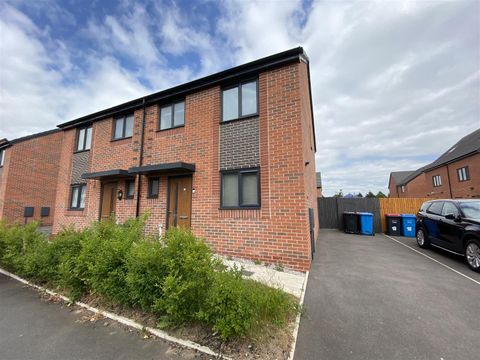 Blossom Way, Salford M6