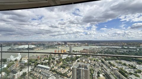 Arena Tower, 25 Crossharbour Plaza, London E14