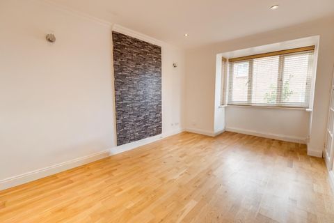 Probyn Close, Southfields, Northampton NN3 - More
