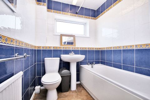 Cumbrian Way, Uxbridge UB8