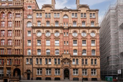 Whitworth Street, Manchester M1